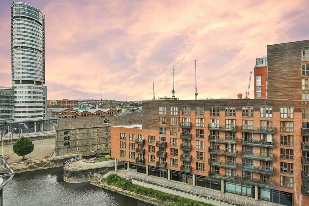 Appartamento The Exclusive Gem Of Leeds - Sleeps 8 Esterno foto