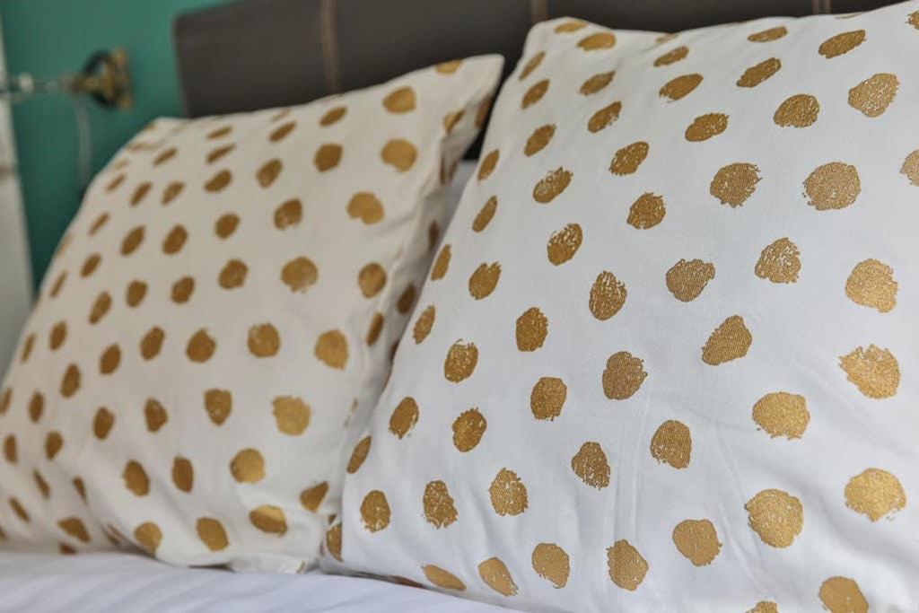 Appartamento The Exclusive Gem Of Leeds - Sleeps 8 Esterno foto